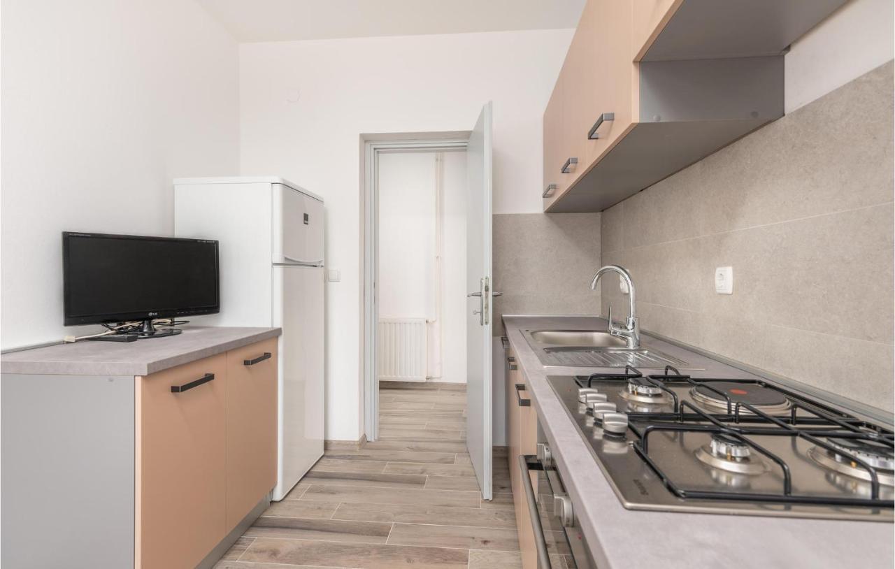 Stunning Apartment In Krk With Kitchen Krk Town Kültér fotó