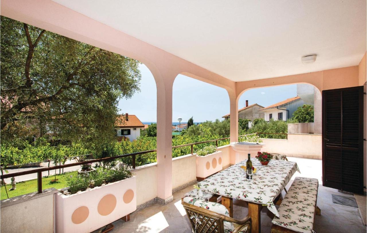 Stunning Apartment In Krk With Kitchen Krk Town Kültér fotó