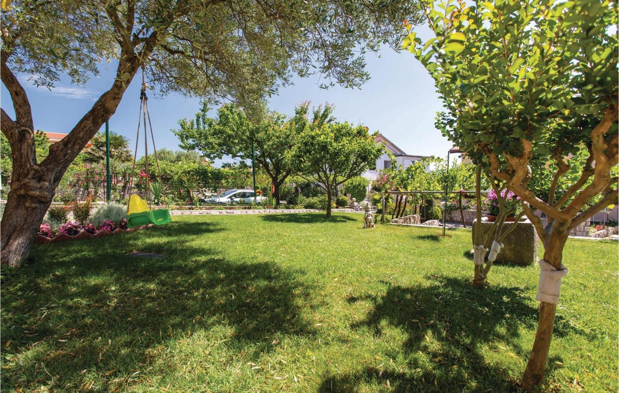 Stunning Apartment In Krk With Kitchen Krk Town Kültér fotó